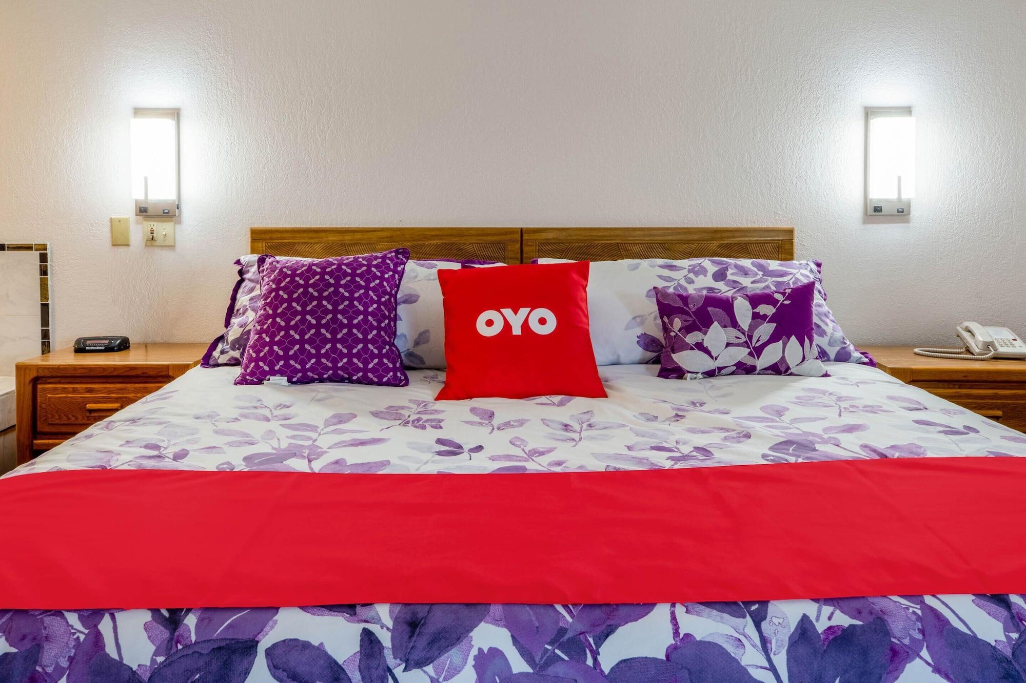 Oyo Hotel Chesaning Route 52 & Hwy 57 Exterior photo